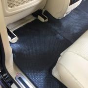 Thảm lót sàn ô tô Land Cruiser V8