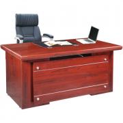 Bàn lãnh đạo cấp trung Hòa Phát ET1600E