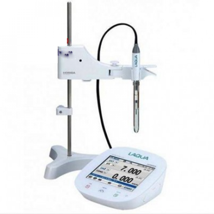 Máy đo độ dẫn/ điện trở/ độ mặn/ tổng hàm lượng chất rắn hòa tan (TDS) để bàn Horiba EC1100