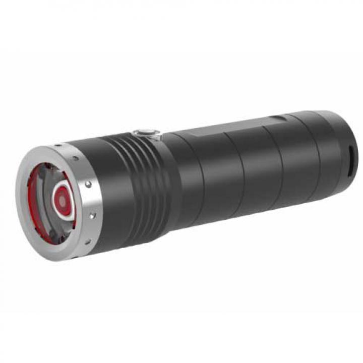 Đèn pin cầm tay outdoor Ledlenser MT6